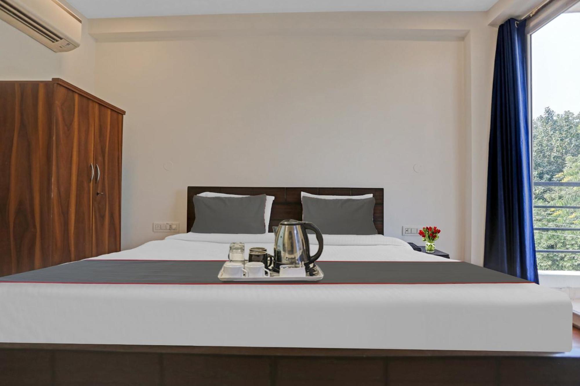 Hotel O The Grand Palm Gurgaon Exterior foto